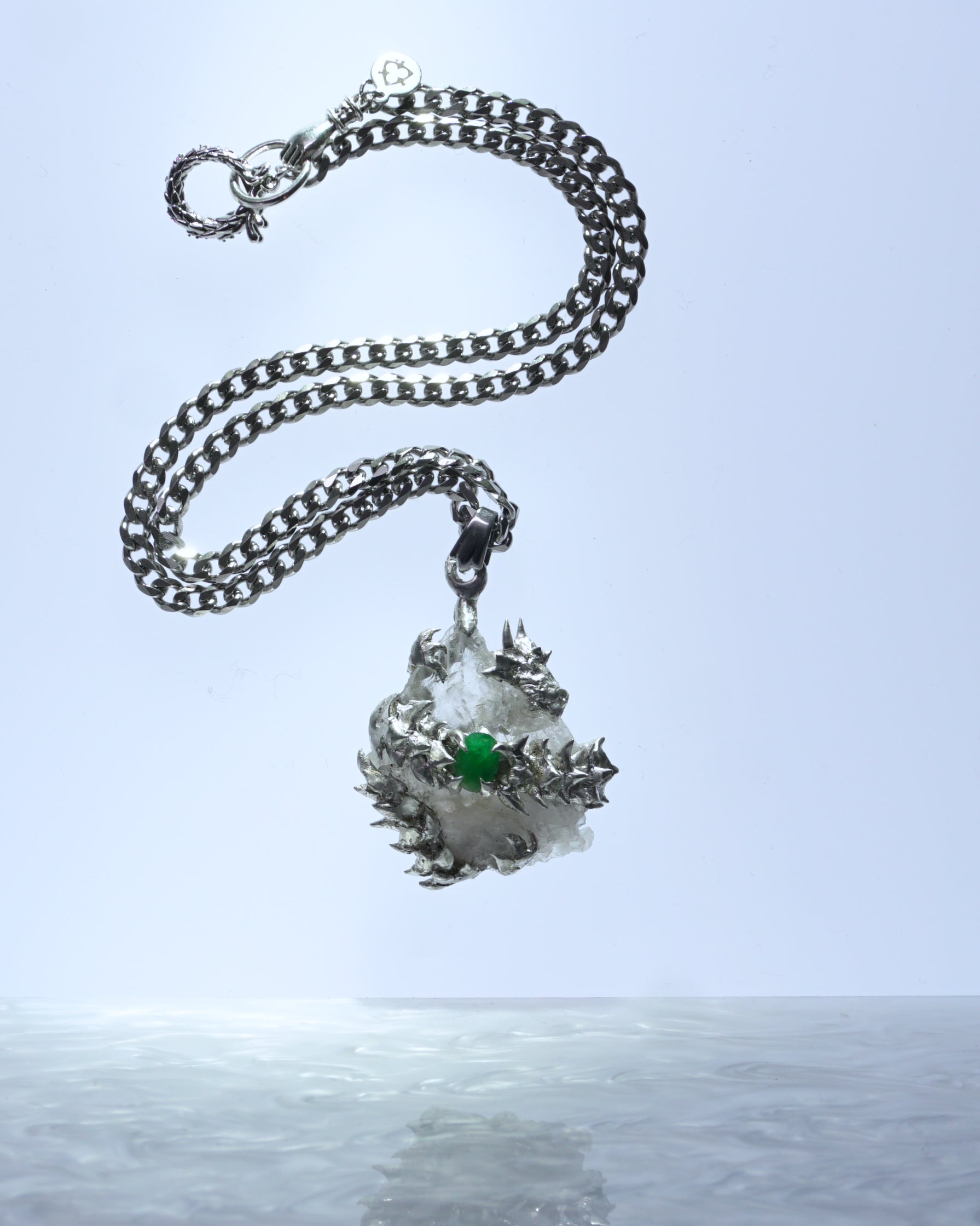 dragonborn's amulet Ⅳ - emerald