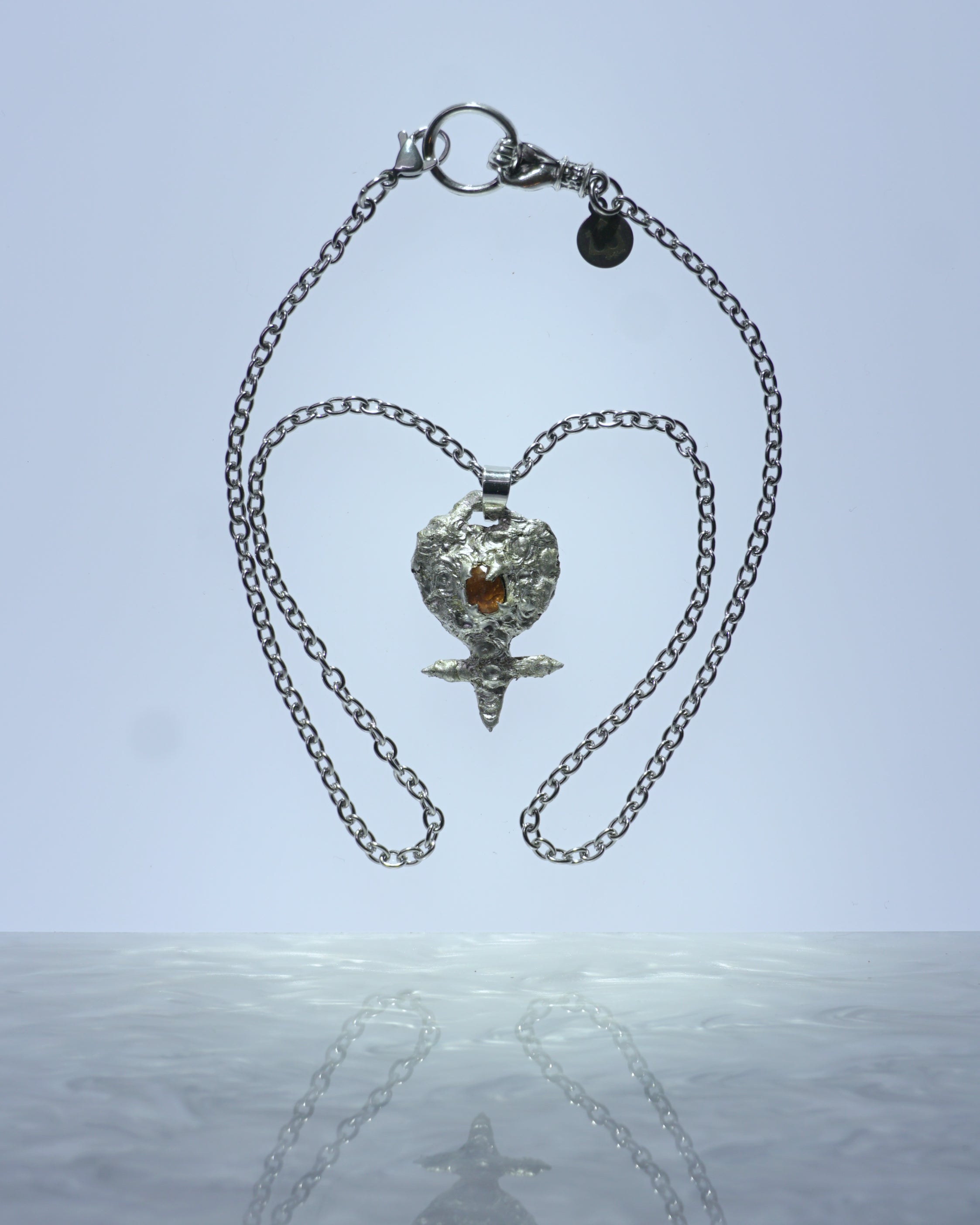 venus <3 pendant - spessartite