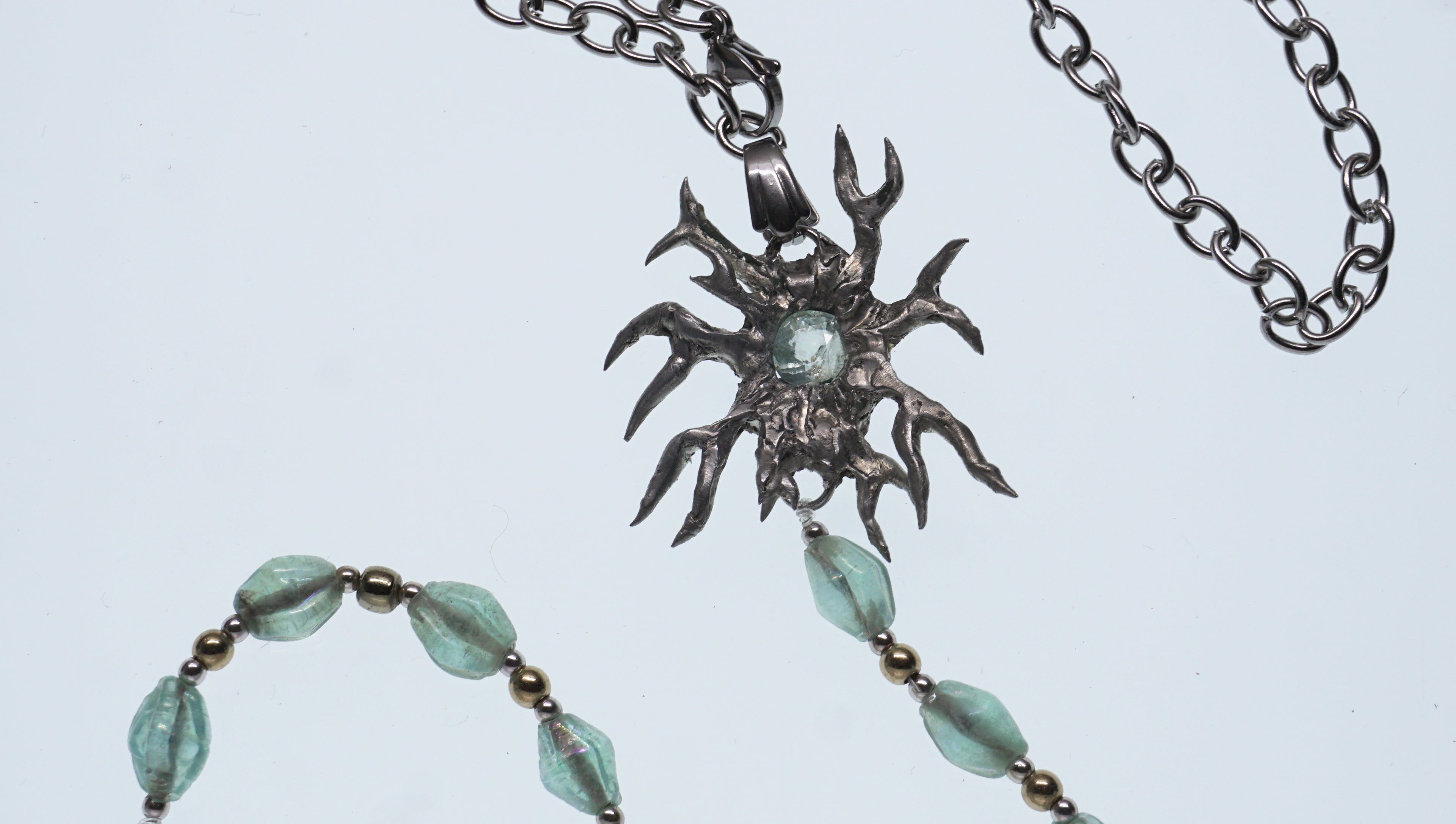 neuron tie - beryl