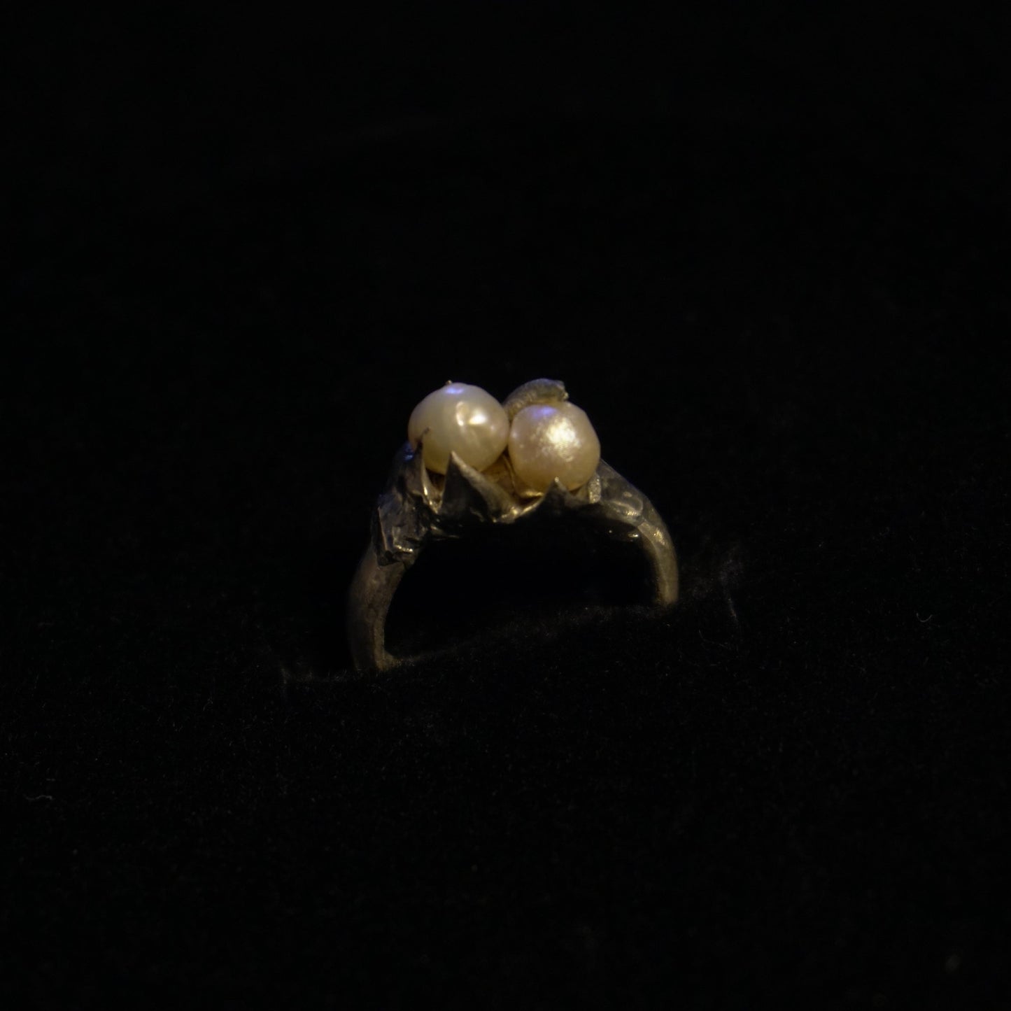 fairy's wit ring - pearl duo