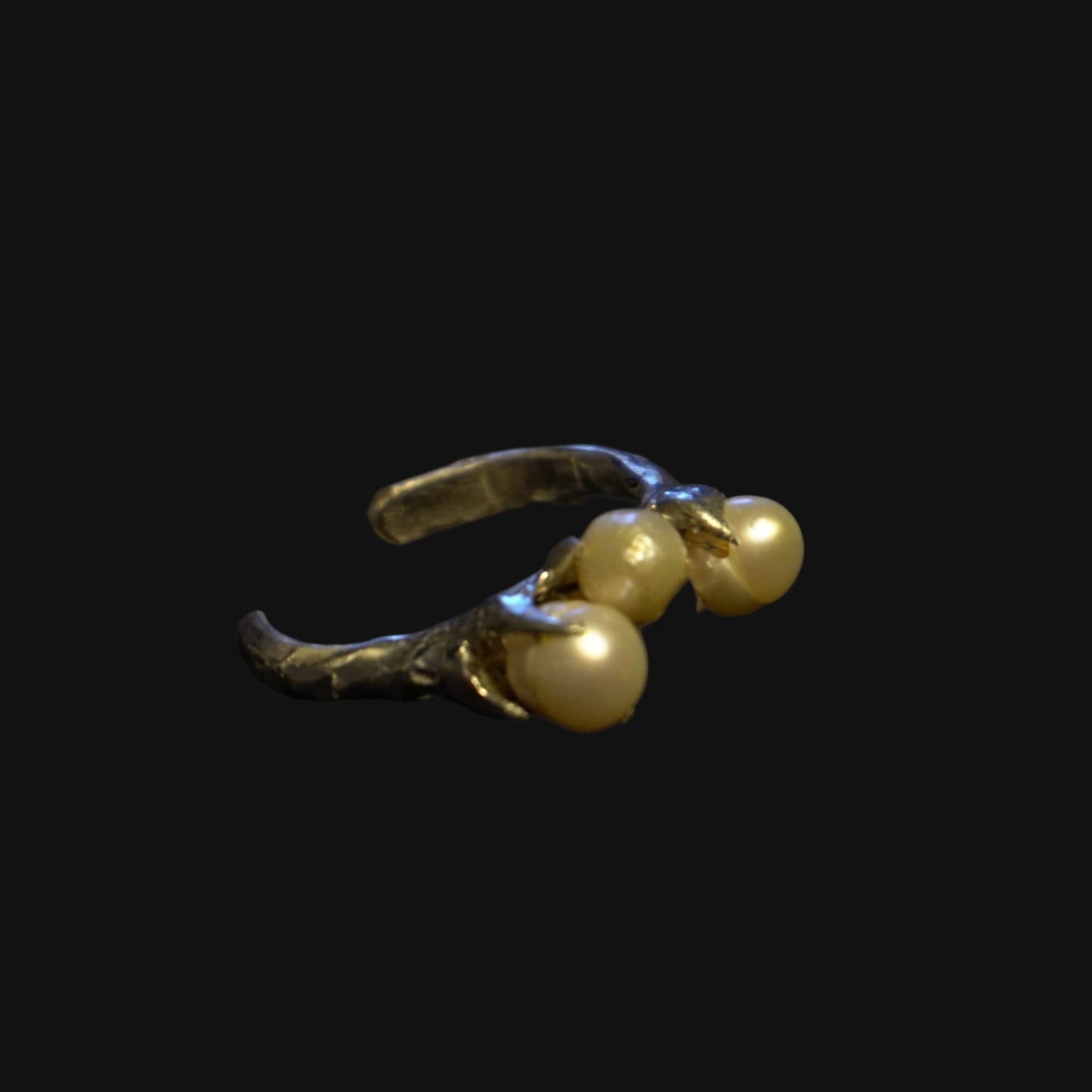 fairy's grace ring - pearl trio