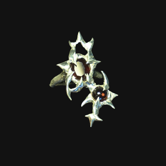 knight's revenge ring - garnet duo