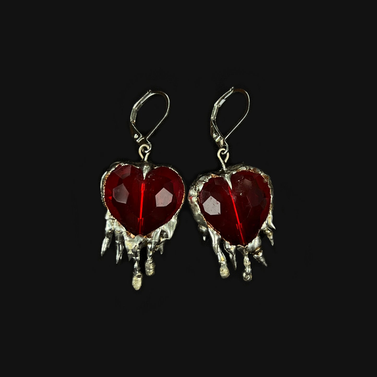 Soldered heart earrings - red